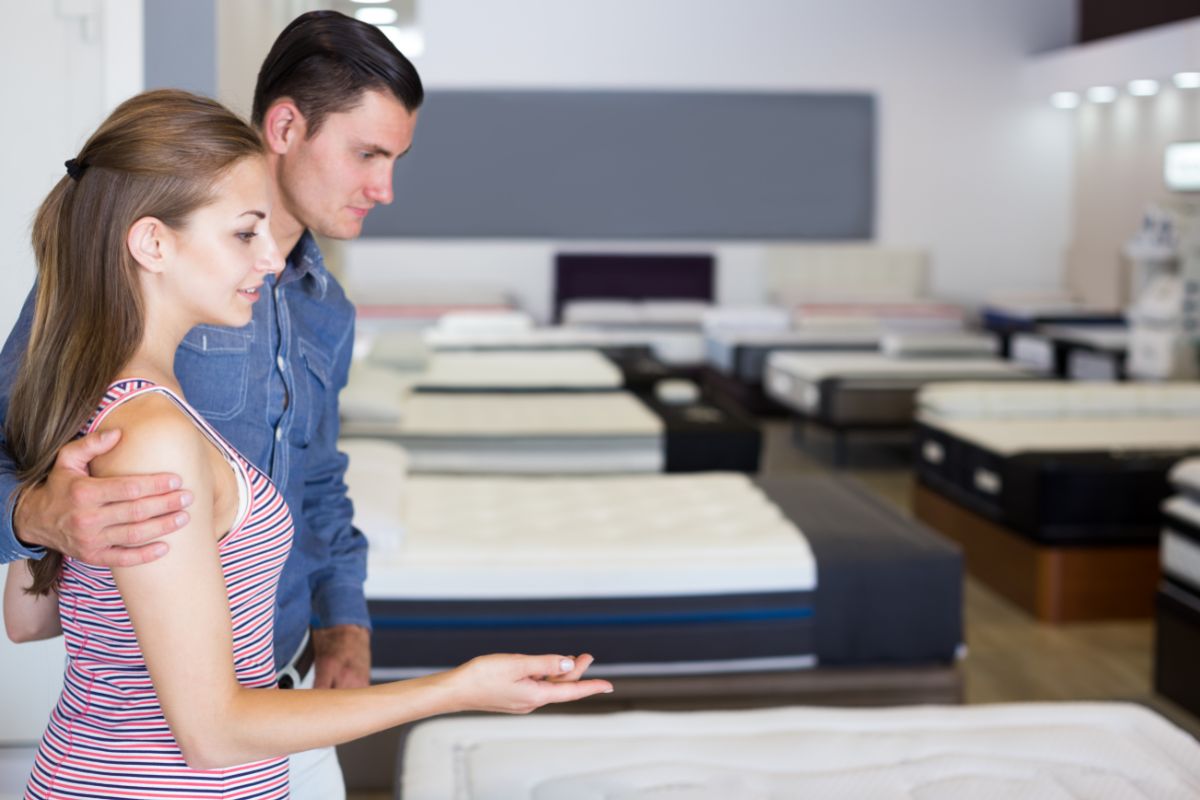 Best Time To Buy A Mattress – Hibermate